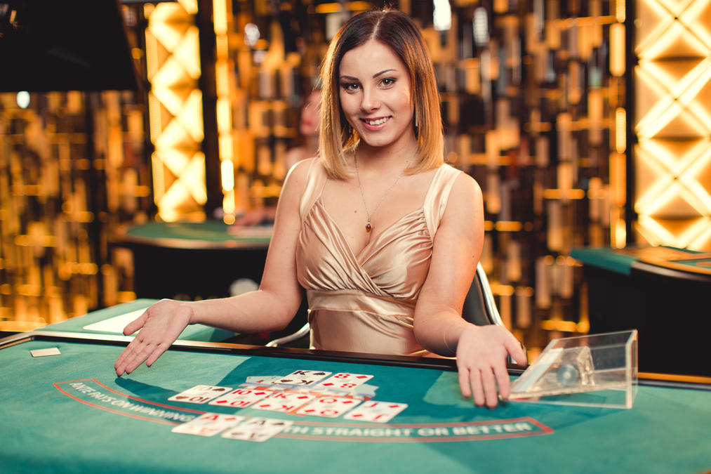 Evolution lanserar världens första live casino-version av Texas Hold’em Bonus Poker med progressiv jackpot på 50 000 euro